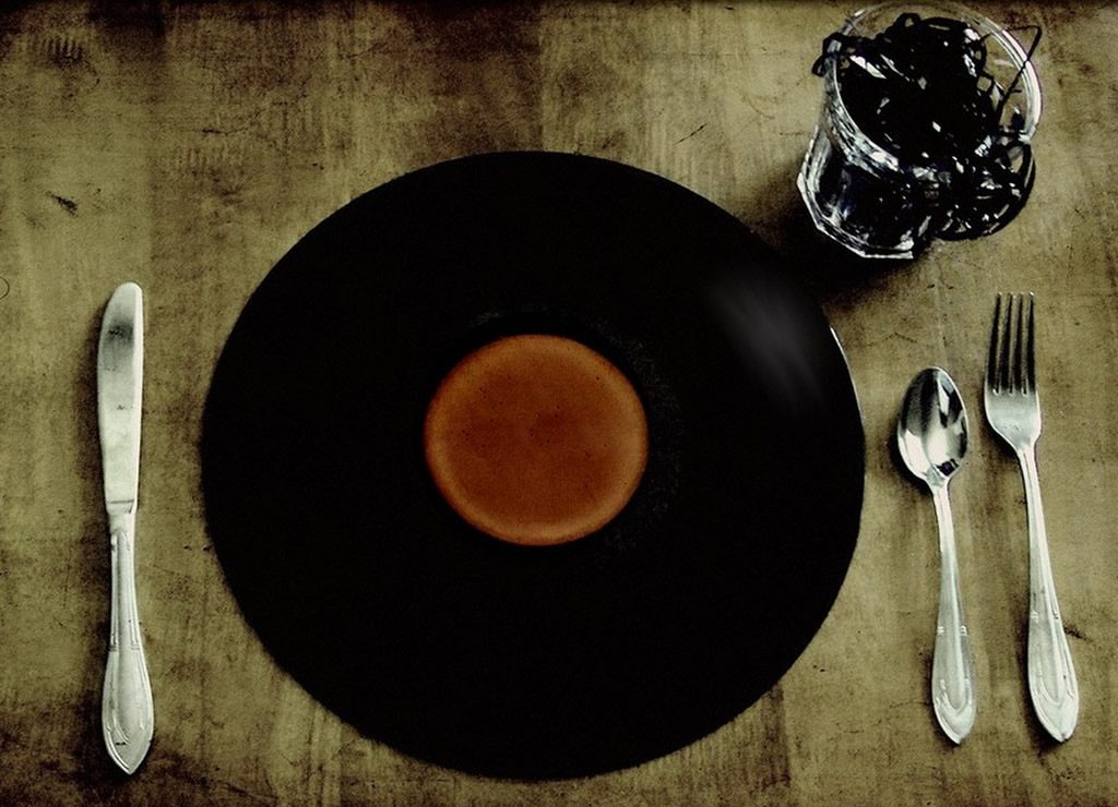 خوردن و موسیقی