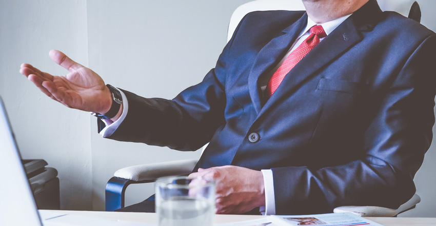 از قیمت خود پایین نیایید