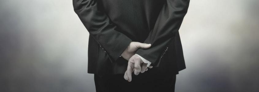 بیشتر از حد توان قول دادن