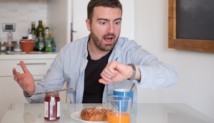 نخوردن صبحانه