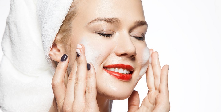 شست و شوی صورت