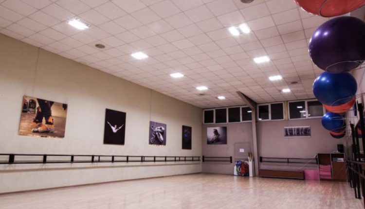 Enghelab-Complex-Women