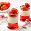 ژله توت فرنگی با کرم وانیل