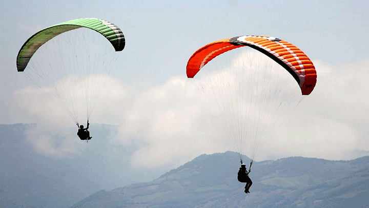 پاراگلایدر